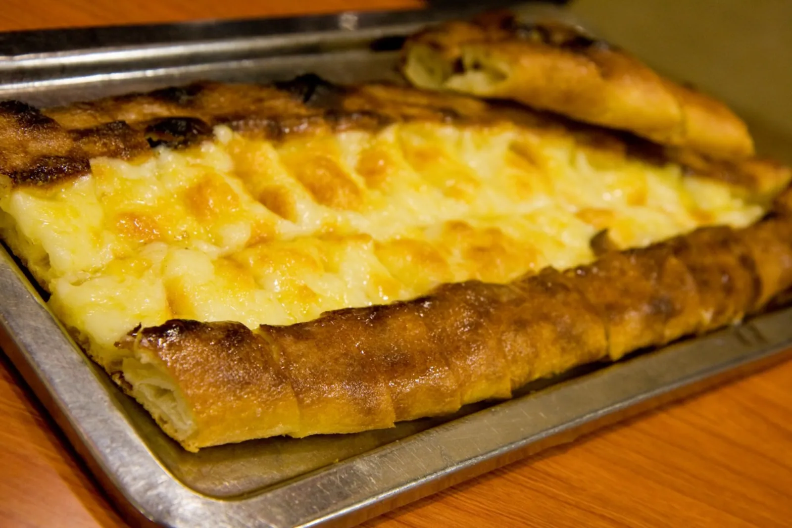 Fırından sıcacık pide